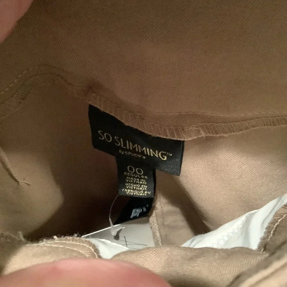 #310 Chicos So Slimming Pull on Pant Size 00 (2-4) - Picture 3 of 4